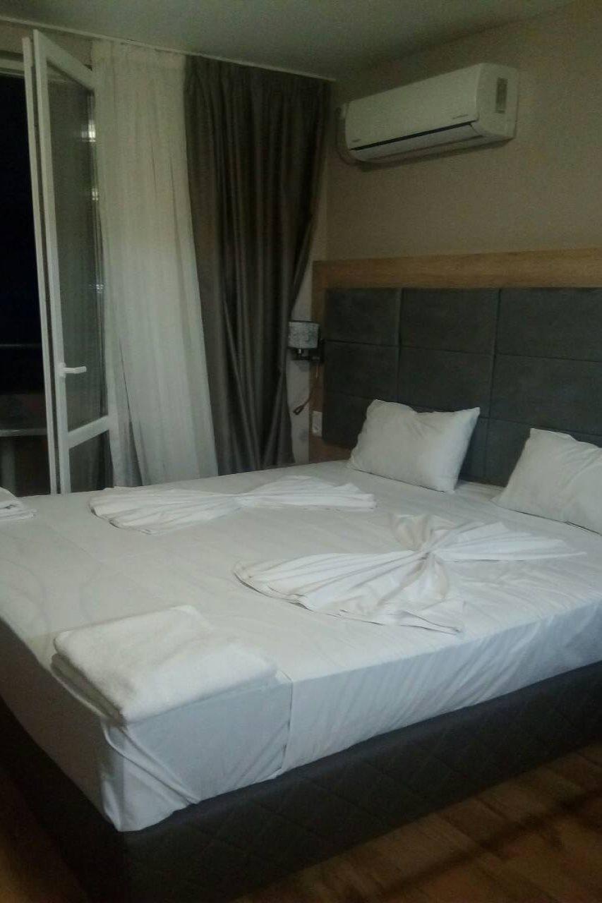 Arizona Del Mar Apartment Pomorie Bagian luar foto