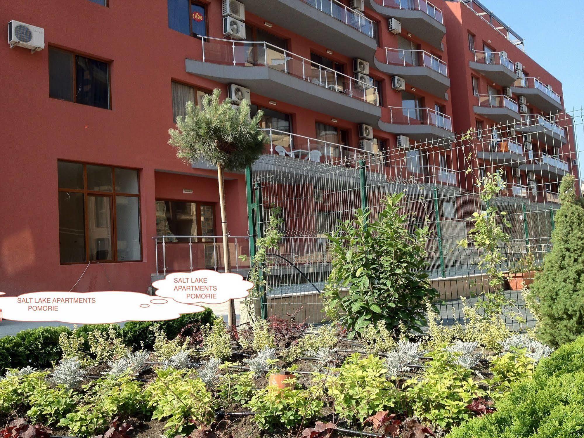 Arizona Del Mar Apartment Pomorie Bagian luar foto
